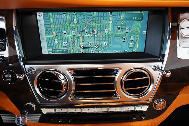 2017 Rolls-Royce Dawn Convertible - 22999334 - 32