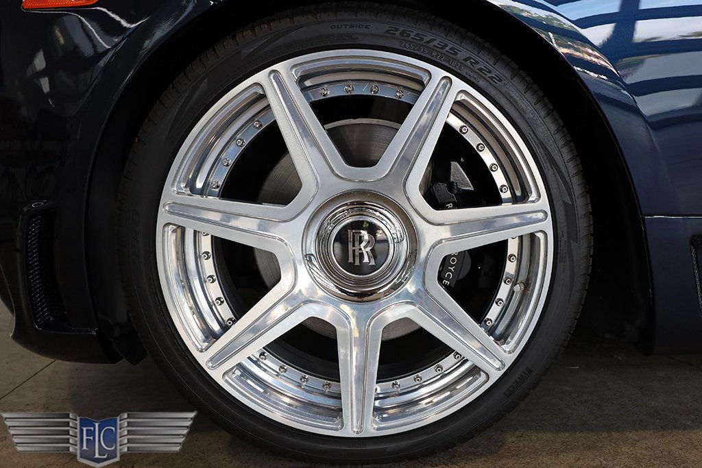 2017 Rolls-Royce Dawn Convertible - 22999334 - 38