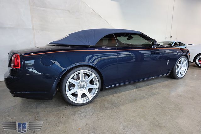 2017 Rolls-Royce Dawn Convertible - 22999334 - 48