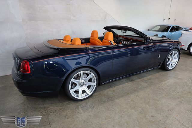 2017 Rolls-Royce Dawn Convertible - 22999334 - 4