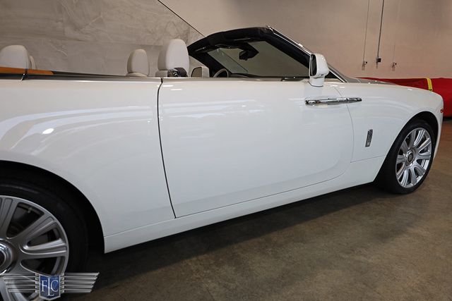 2017 Rolls-Royce Dawn Convertible - 23039198 - 9