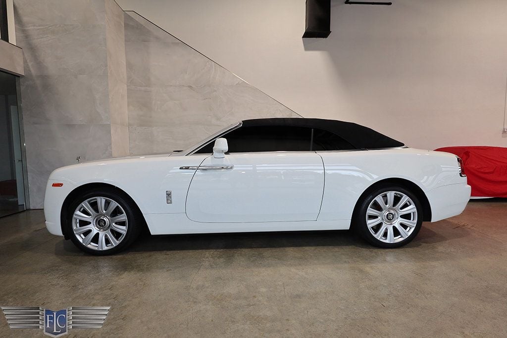 2017 Rolls-Royce Dawn Convertible - 23039198 - 2