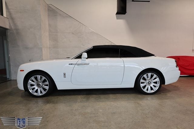 2017 Rolls-Royce Dawn Convertible - 23039198 - 2