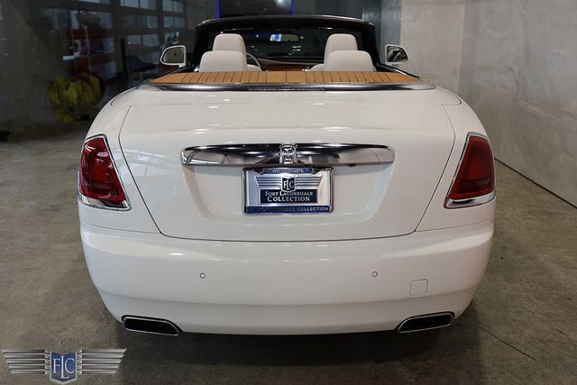 2017 Rolls-Royce Dawn Convertible - 23039198 - 7