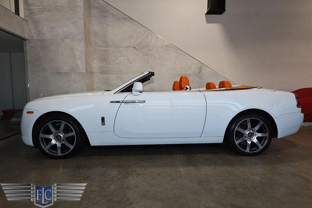 2017 Rolls-Royce Dawn Convertible - 23041760 - 12