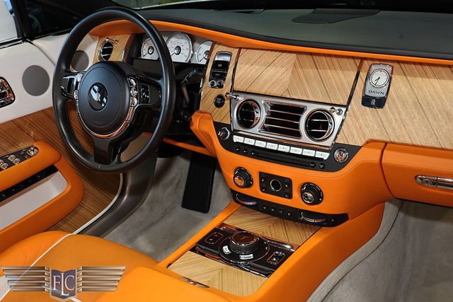 2017 Rolls-Royce Dawn Convertible - 23041760 - 26