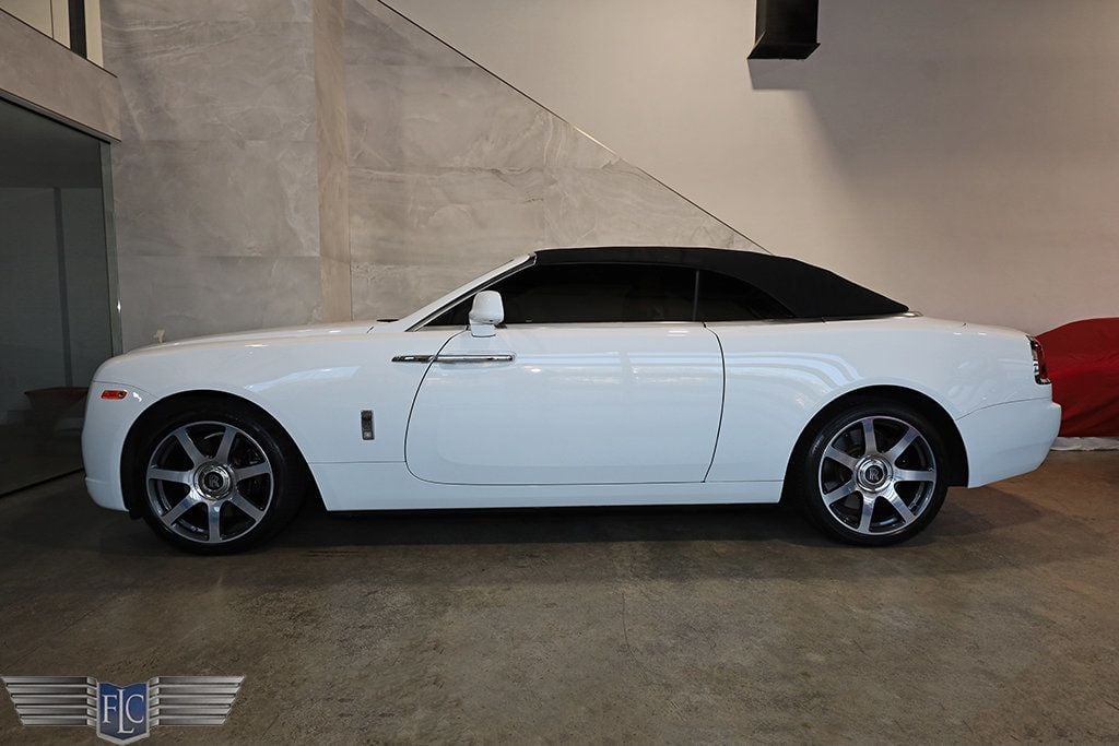 2017 Rolls-Royce Dawn Convertible - 23041760 - 2
