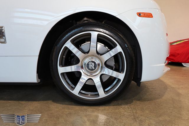 2017 Rolls-Royce Dawn Convertible - 23041760 - 39