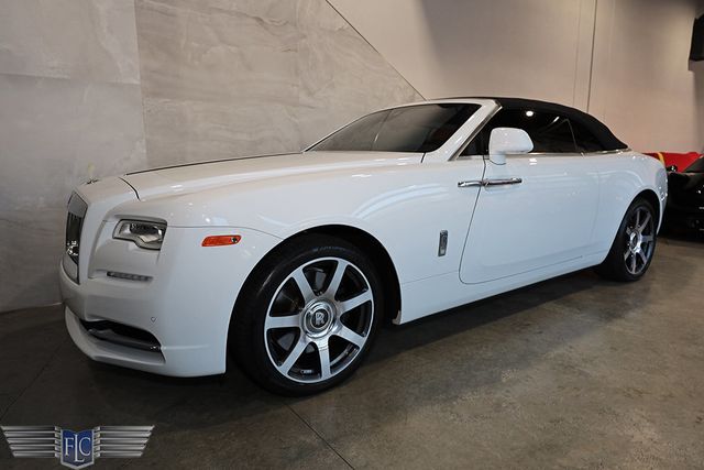 2017 Rolls-Royce Dawn Convertible - 23041760 - 55