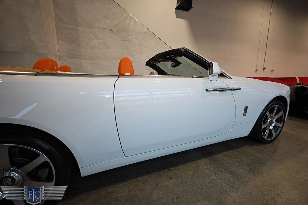 2017 Rolls-Royce Dawn Convertible - 23041760 - 7
