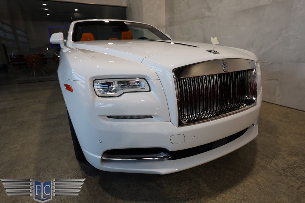 2017 Rolls-Royce Dawn Convertible - 23041760 - 8