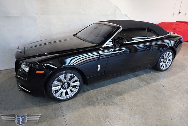 2017 Rolls-Royce Dawn Convertible - 23082501 - 12