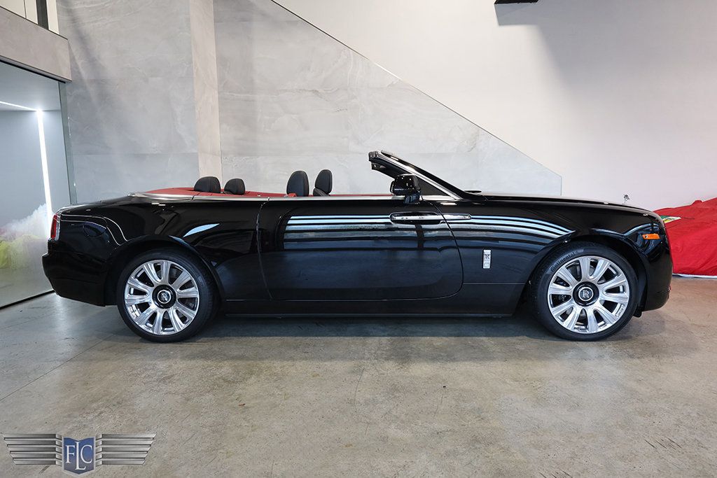 2017 Rolls-Royce Dawn Convertible - 23082501 - 1