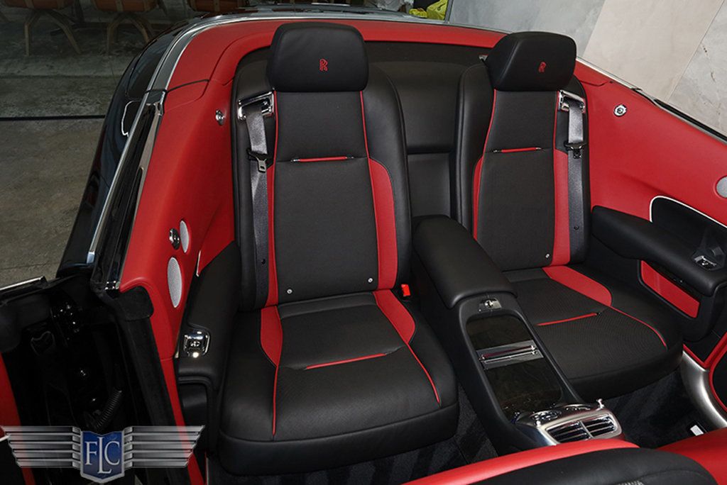 2017 Rolls-Royce Dawn Convertible - 23082501 - 21