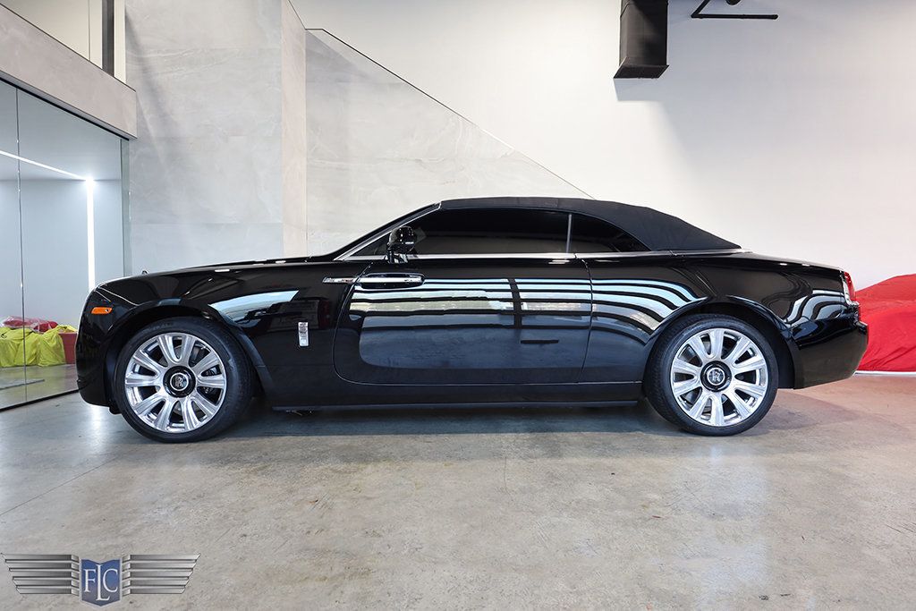 2017 Rolls-Royce Dawn Convertible - 23082501 - 2