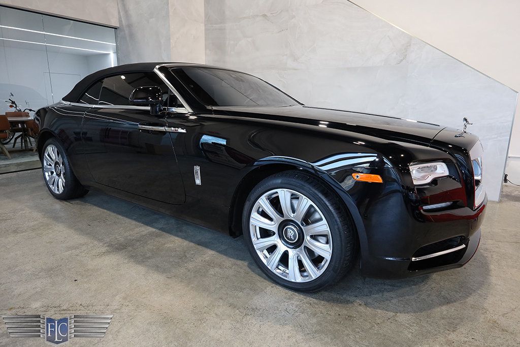 2017 Rolls-Royce Dawn Convertible - 23082501 - 40