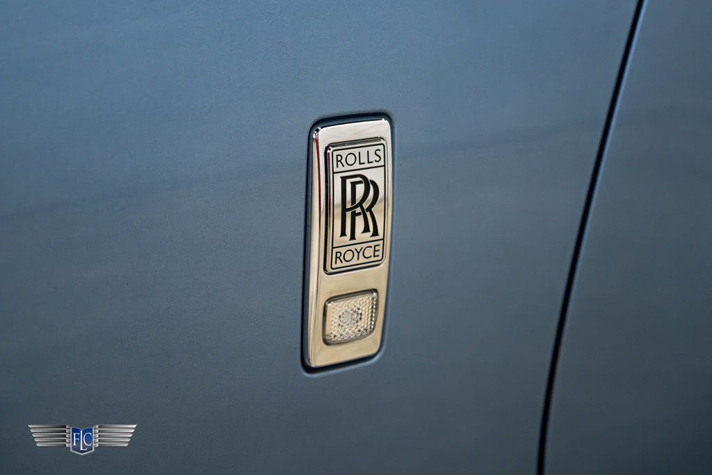 2017 Rolls-Royce Dawn Convertible - 23094548 - 11