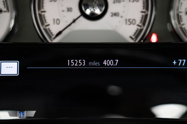 2017 Rolls-Royce Dawn Convertible - 23094548 - 24