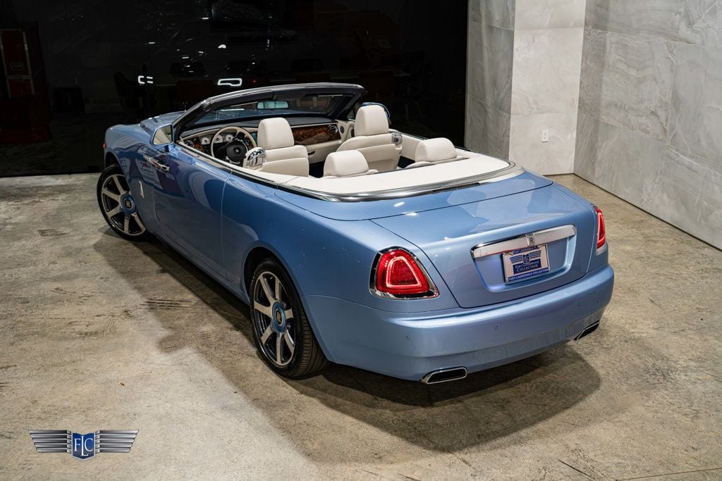 2017 Rolls-Royce Dawn Convertible - 23094548 - 2