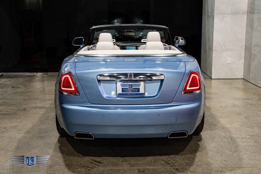 2017 Rolls-Royce Dawn Convertible - 23094548 - 39