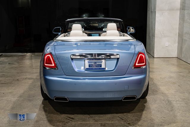 2017 Rolls-Royce Dawn Convertible - 23094548 - 39