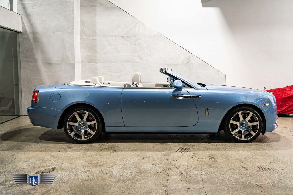 2017 Rolls-Royce Dawn Convertible - 23094548 - 7