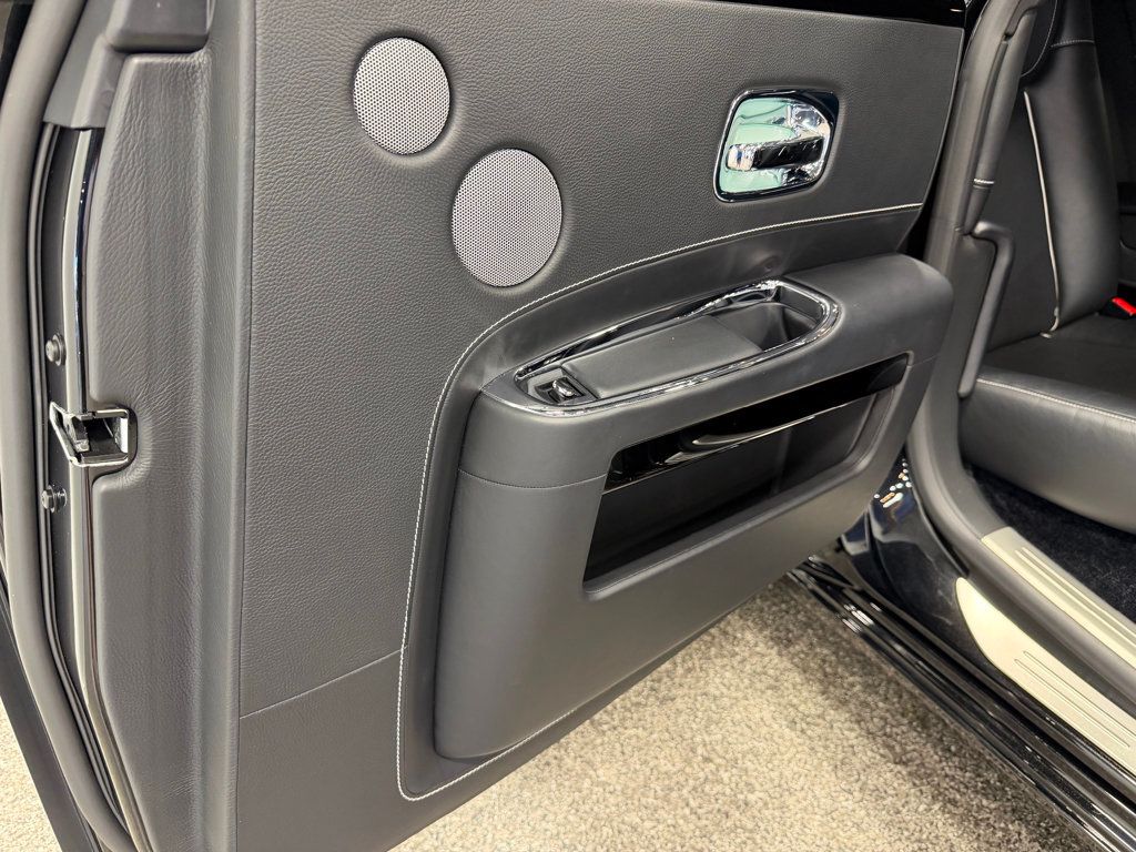 2017 Rolls-Royce Ghost STARLIGHT HEADLINER - 23031179 - 29