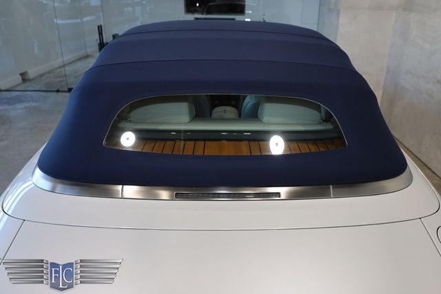 2017 Rolls-Royce Phantom Base - 22945304 - 14