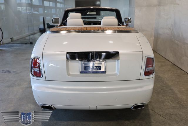 2017 Rolls-Royce Phantom Base - 22945304 - 7