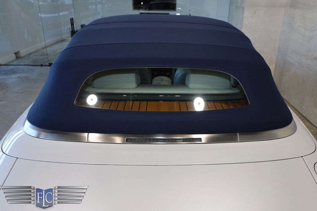 2017 Rolls-Royce Phantom Drophead Coupe - 22945304 - 14