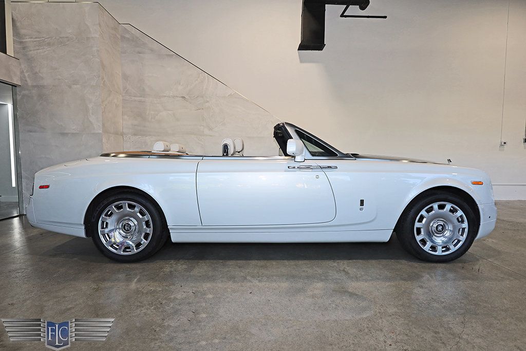 2017 Rolls-Royce Phantom Drophead Coupe - 22945304 - 1