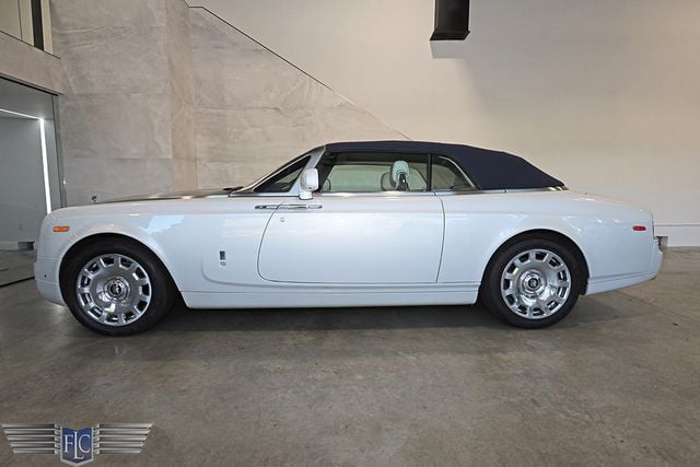 2017 Rolls-Royce Phantom Drophead Coupe - 22945304 - 2