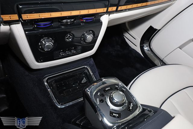 2017 Rolls-Royce Phantom Drophead Coupe - 22945304 - 38