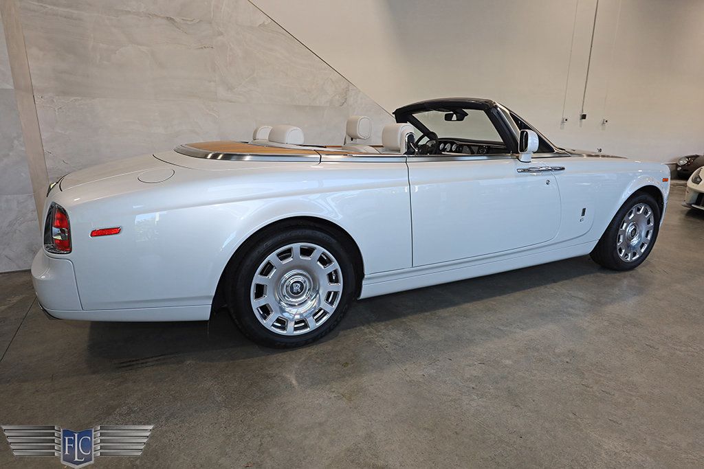 2017 Rolls-Royce Phantom Drophead Coupe - 22945304 - 4