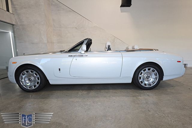 2017 Rolls-Royce Phantom Drophead Coupe - 22945304 - 53