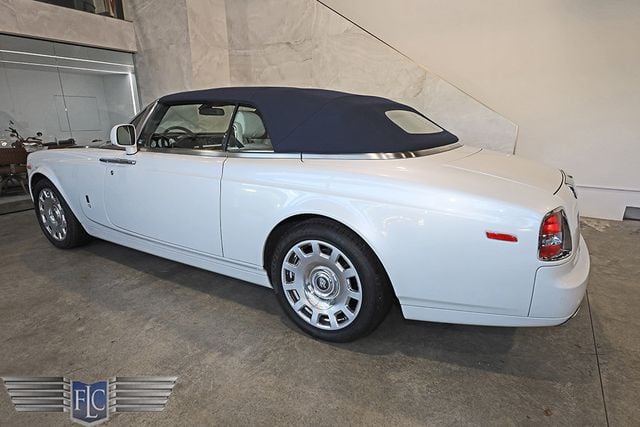 2017 Rolls-Royce Phantom Drophead Coupe - 22945304 - 5
