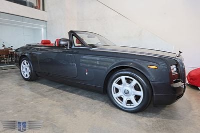 2017 Rolls-Royce Phantom Drophead Coupe