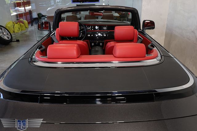 2017 Rolls-Royce Phantom Drophead Coupe  - 23040582 - 11