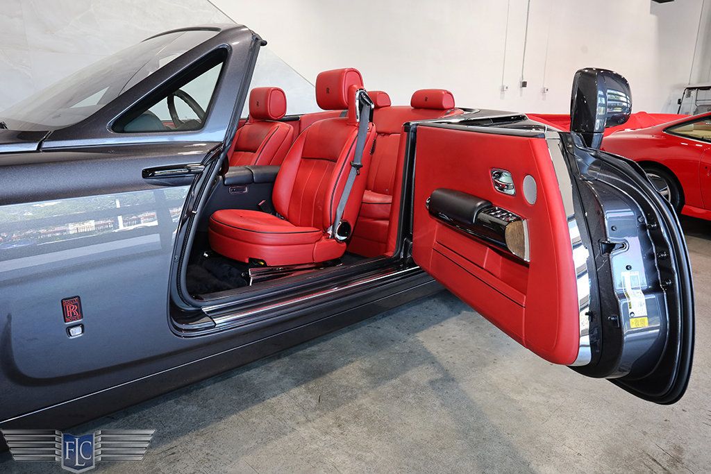 2017 Rolls-Royce Phantom Drophead Coupe  - 23040582 - 13