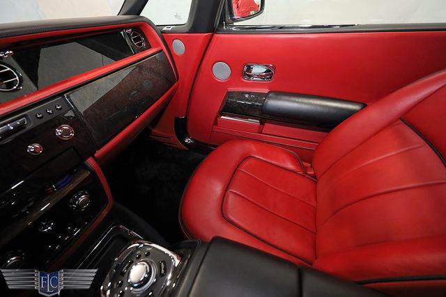 2017 Rolls-Royce Phantom Drophead Coupe  - 23040582 - 27
