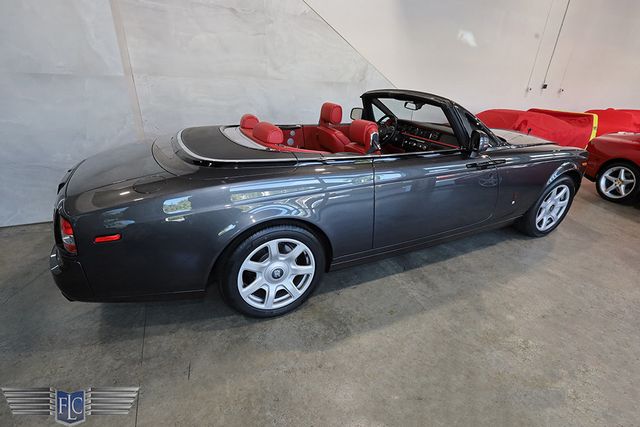2017 Rolls-Royce Phantom Drophead Coupe  - 23040582 - 52
