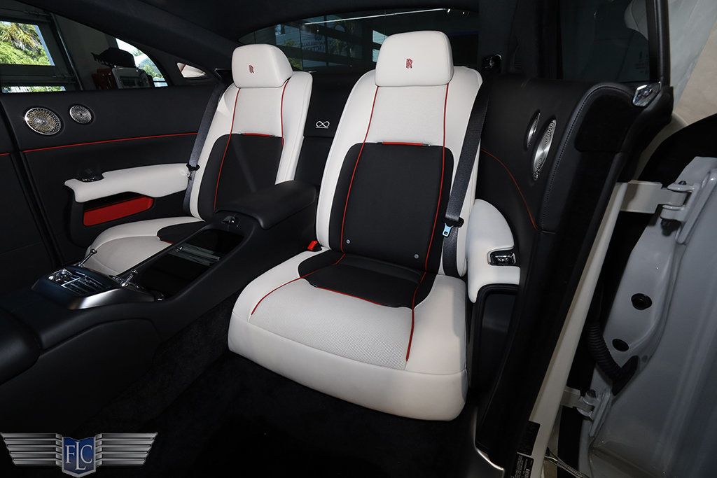 2017 Rolls-Royce Wraith Black Badge - 22872398 - 18