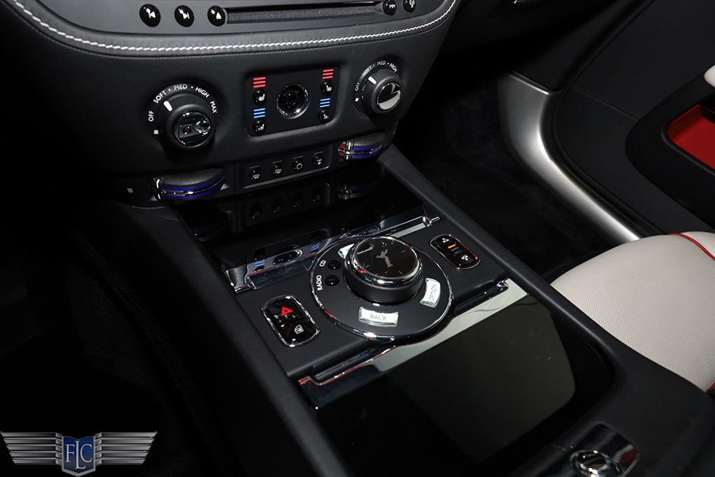 2017 Rolls-Royce Wraith Black Badge - 22872398 - 32