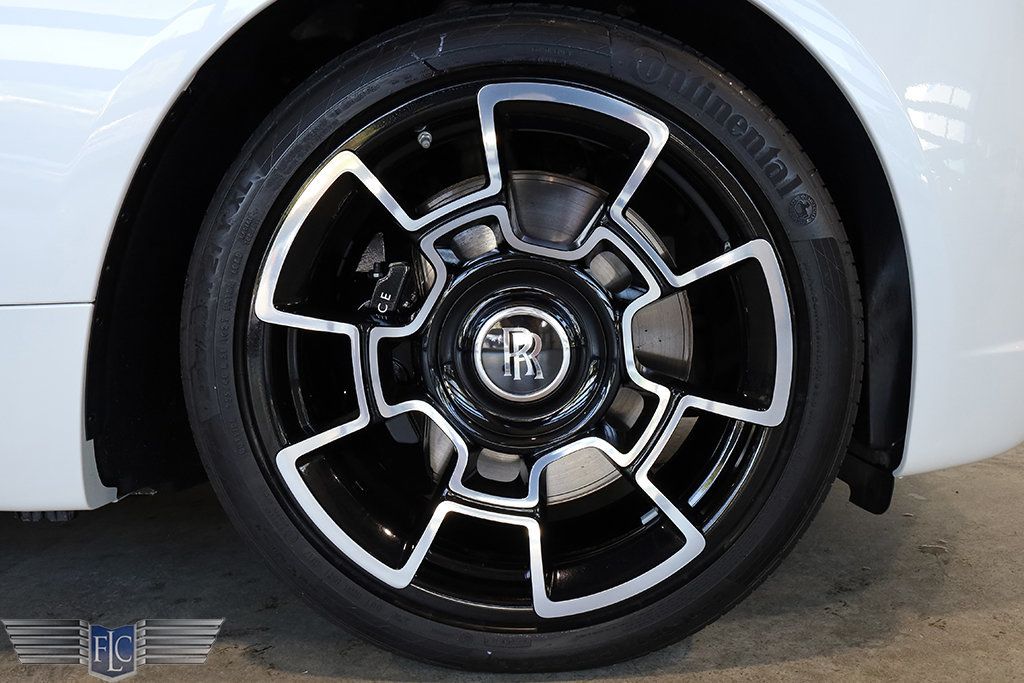 2017 Rolls-Royce Wraith Black Badge - 22872398 - 37