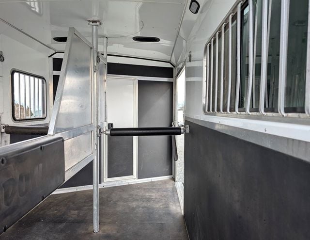 2017 Shadow 2 Horse KingPro Straight Load with Side Ramp  - 22976408 - 8