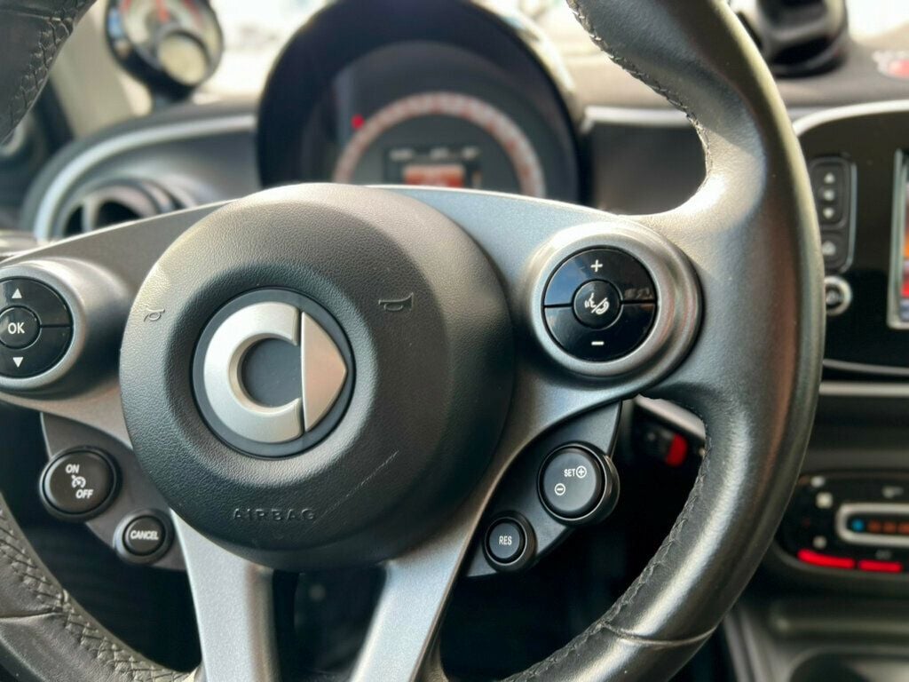 2017 smart fortwo electric drive passion coupe - 22968854 - 14