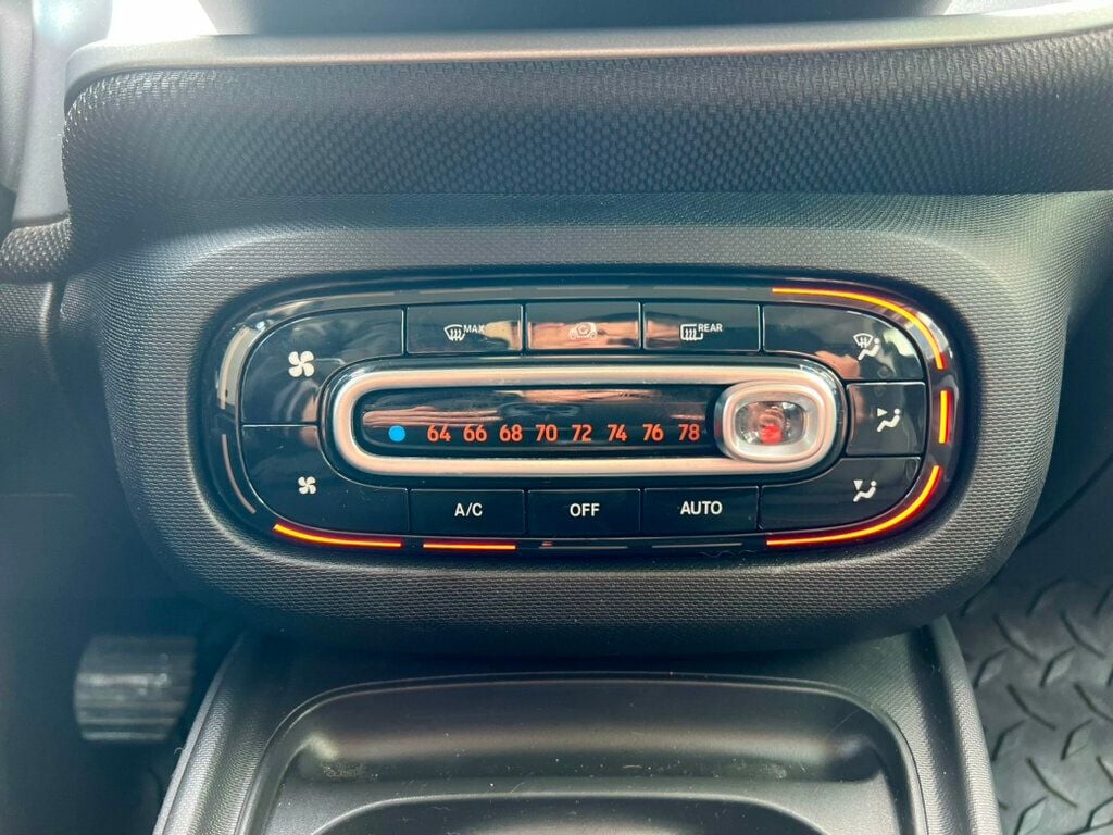 2017 smart fortwo electric drive passion coupe - 22968854 - 18