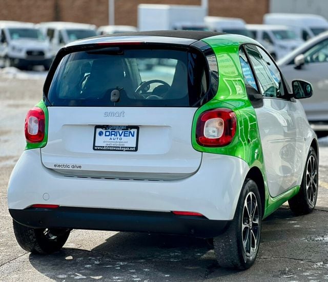 2017 smart fortwo electric drive passion coupe - 22968854 - 4