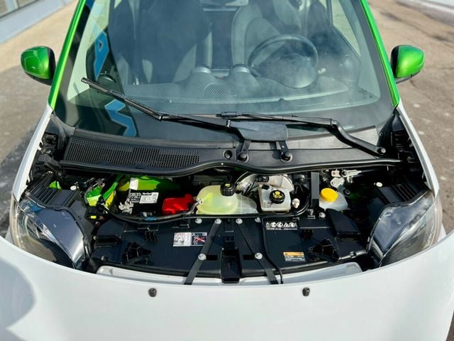 2017 smart fortwo electric drive passion coupe - 22968854 - 8
