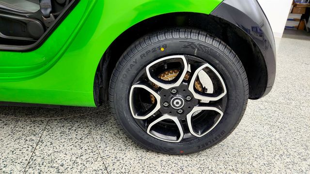 2017 smart fortwo electric drive prime coupe w/ JBL Media System JBL & Prime Package - 23020227 - 8